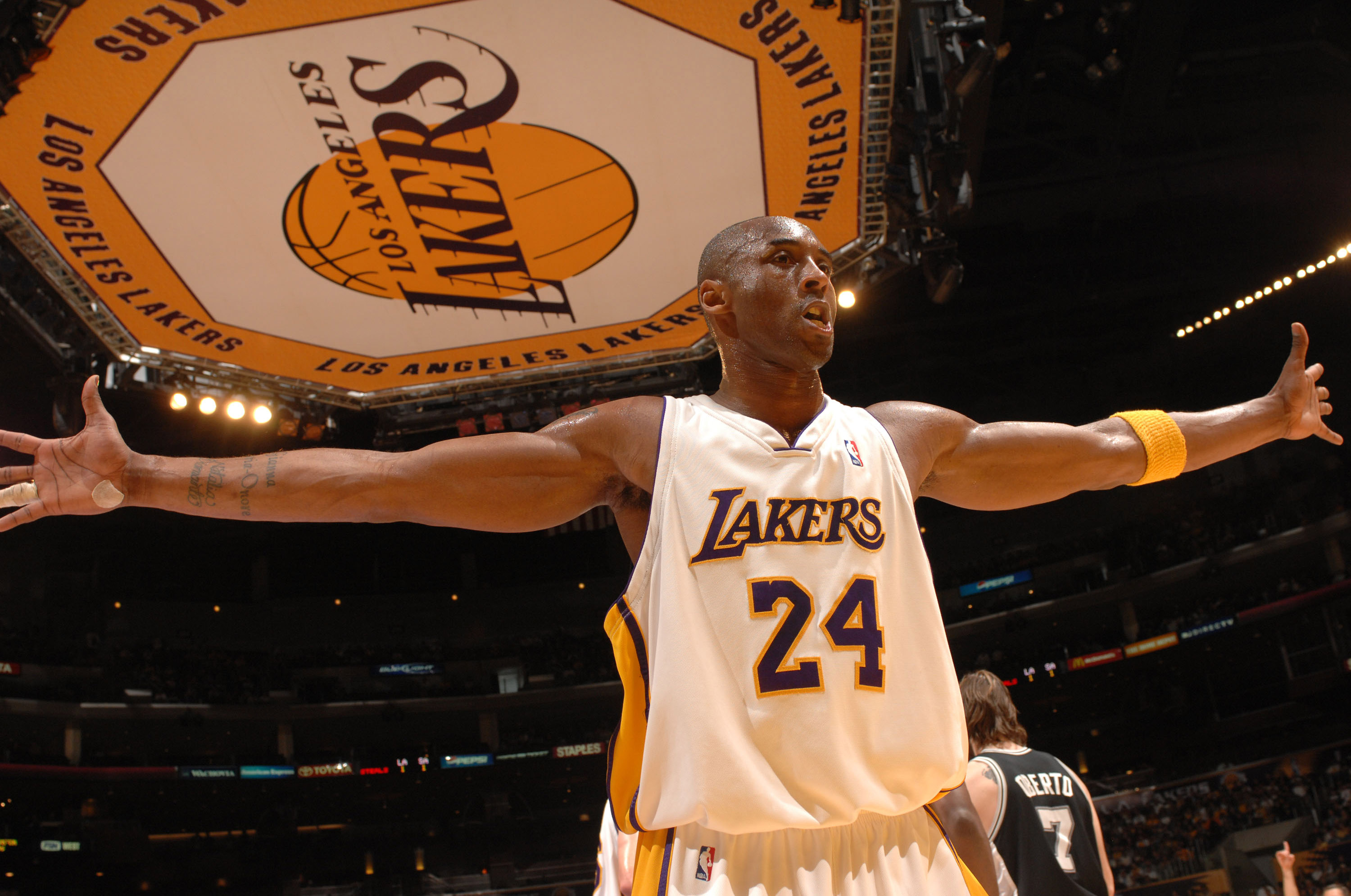 使得他们在 使得他们在