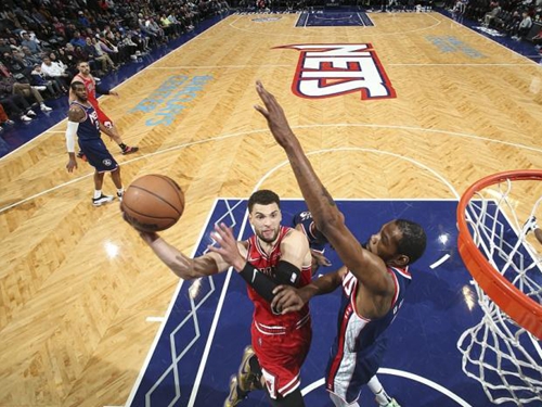 广大球迷热 广大球迷热