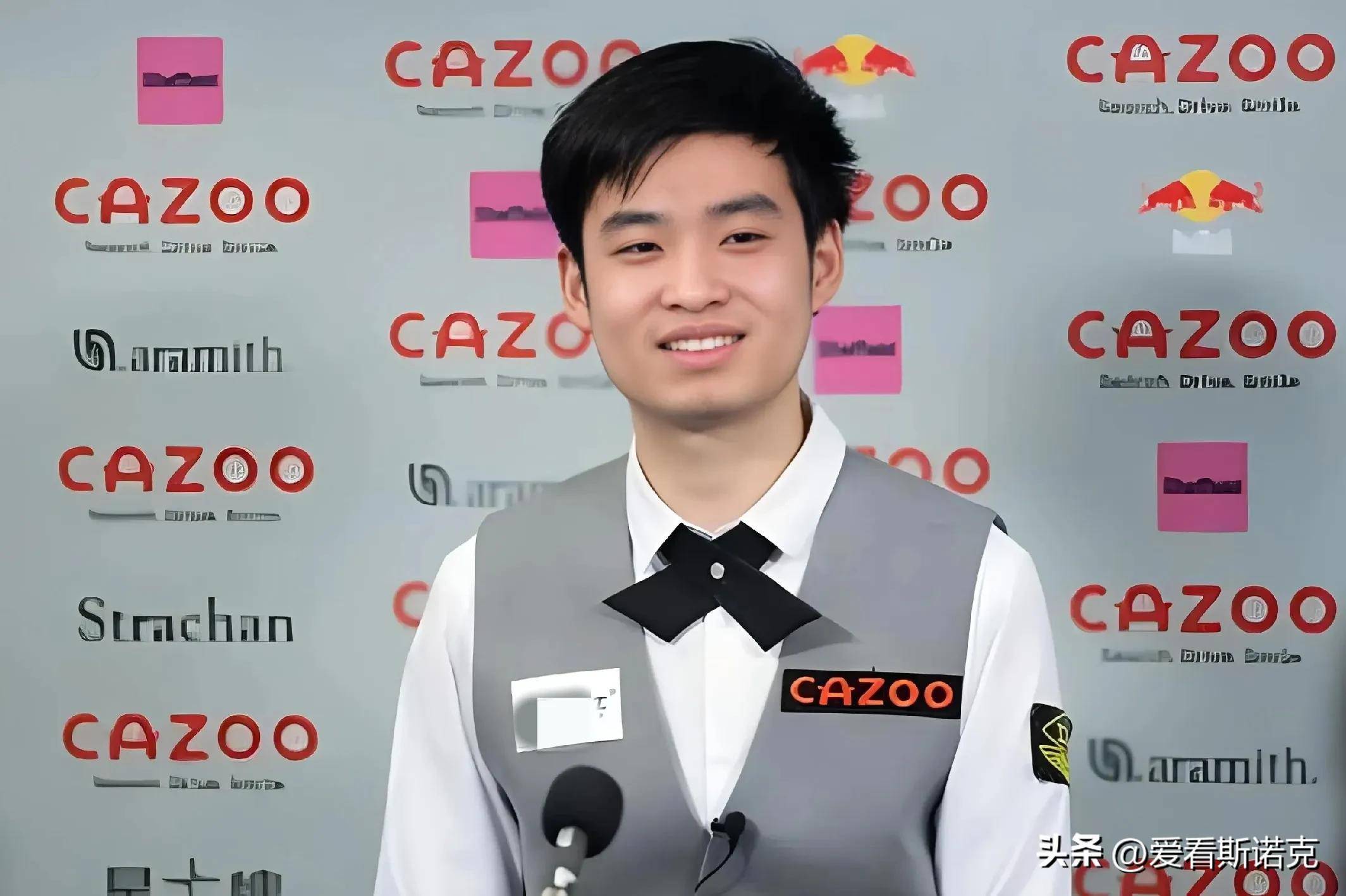 的表现赞不 的表现赞不