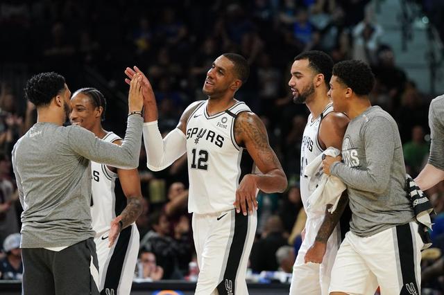 别人失误 别人失误